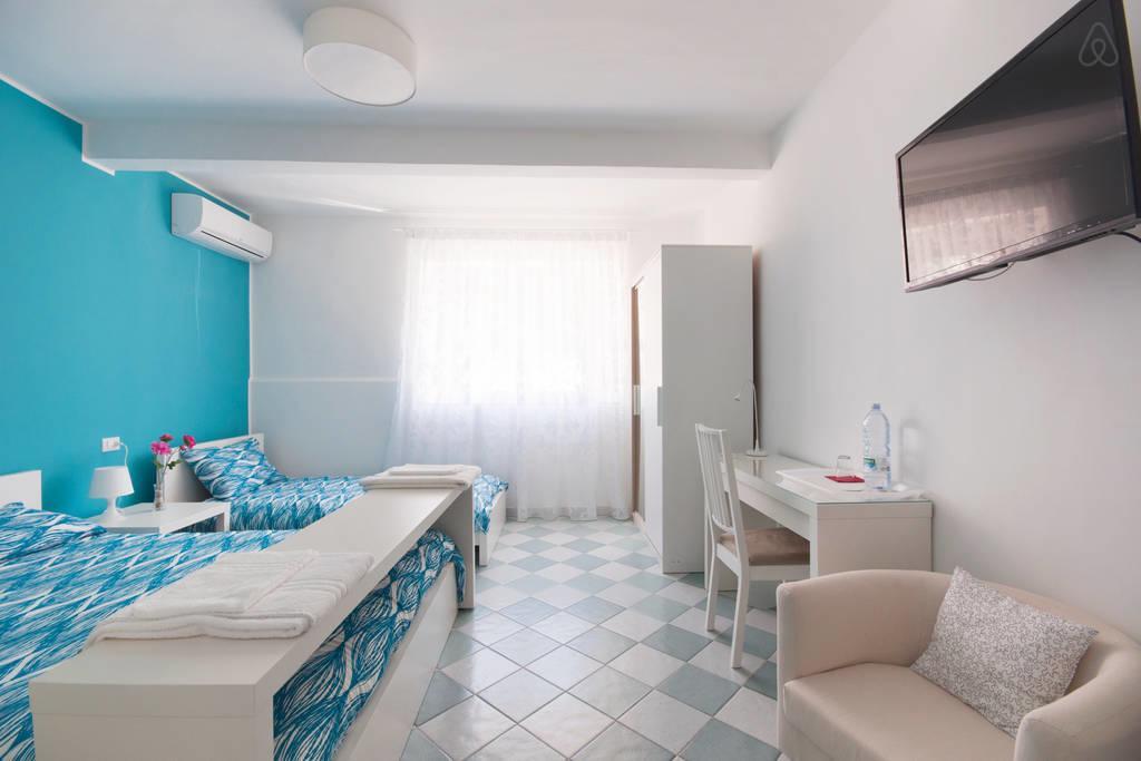 B&B Porta Della Sicilia Месина Екстериор снимка